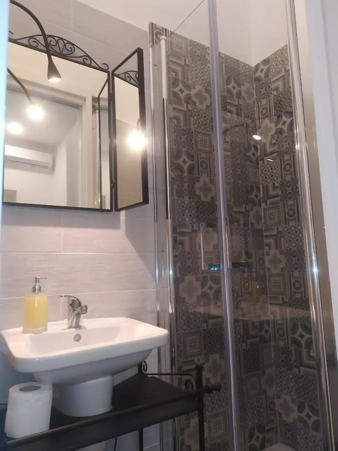 Отель Casa Sandrina Неаполь Италия